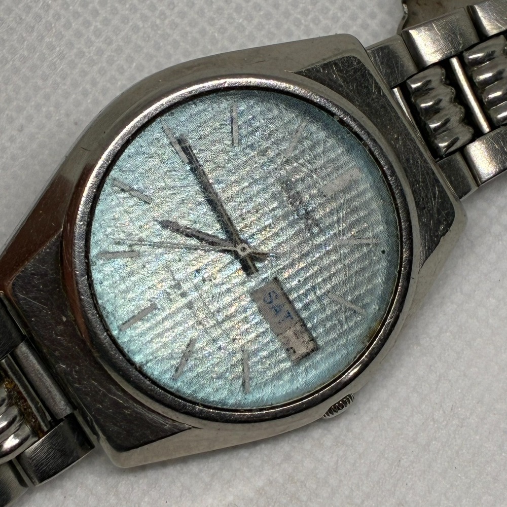 Vintage 1979 Seiko Quartz 7123-8100 Ice Blue Dial Day Date Men's Watch-FOR PARTS